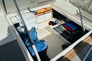 JOMO 39ft Back Cove Yacht For Sale