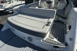 25ft Sea Ray Yacht For Sale