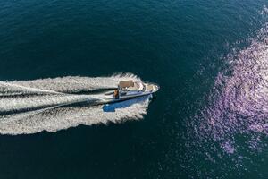 46FT (14.02M) PRESTIGE Worth Avenue Yachts