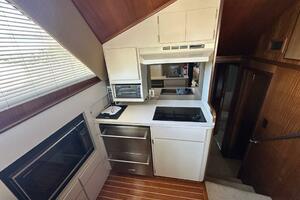 Summer Shack 48ft Hatteras Yacht For Sale