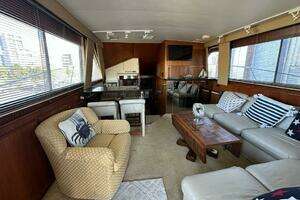 1988 Hatteras Convertible thumbnail 8