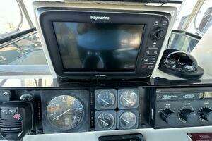 1988 Hatteras Convertible thumbnail 36