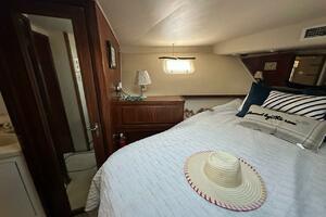 Summer Shack 48ft Hatteras Yacht For Sale