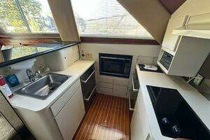 1988 Hatteras Convertible thumbnail 16