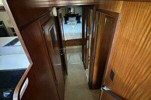 1988 Hatteras Convertible thumbnail 18