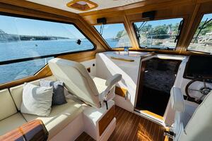 Forever Moor 34ft True North Yacht For Sale