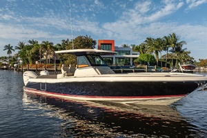 2020 Chris-Craft Catalina 34 thumbnail 2