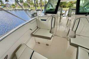 2024 Tiara Sport 34 LX thumbnail 20