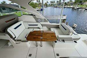 2024 Tiara Sport 34 LX thumbnail 10