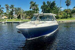 2024 Tiara Sport 34 LX thumbnail 2