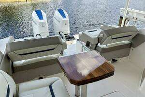 2024 Tiara Sport 34 LX thumbnail 8