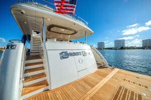 2022 Ocean Alexander 32L thumbnail 8