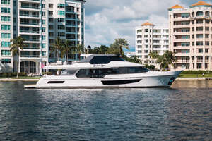 2022 Ocean Alexander 32L thumbnail 1