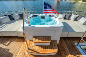 2022 Ocean Alexander 32L thumbnail 74