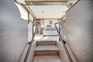2022 Ocean Alexander 32L thumbnail 36