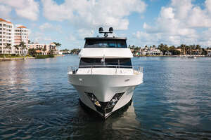 2022 Ocean Alexander 32L thumbnail 4