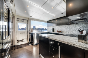 106FT (32.31M) OCEAN ALEXANDER