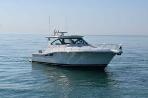 DIVERSVACATION 42ft Tiara Yachts Yacht For Sale