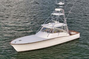 MAGADI Worth Avenue Yachts