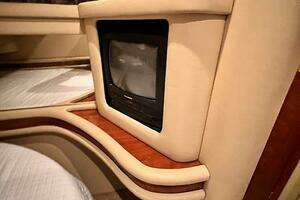 2003 Sea Ray 480 Sedan Bridge thumbnail 49