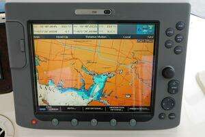 2003 Sea Ray 480 Sedan Bridge thumbnail 14