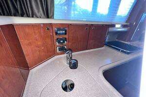 2003 Sea Ray 480 Sedan Bridge thumbnail 40