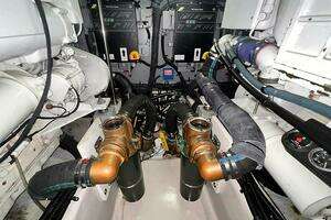 2003 Sea Ray 480 Sedan Bridge thumbnail 59