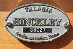 LIR 38ft Hinckley Yacht For Sale