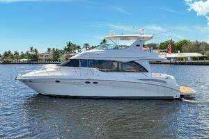 2001 Sea Ray 540 Cockpit Motor Yacht thumbnail 4
