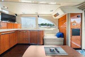2001 Sea Ray 540 Cockpit Motor Yacht thumbnail 23