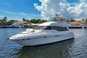 2001 Sea Ray 540 Cockpit Motor Yacht thumbnail 7