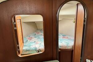 Gingerly 33ft Hunter Yacht For Sale