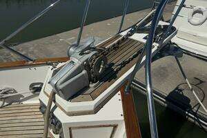 1997 Grand Banks 46 Europa thumbnail 17
