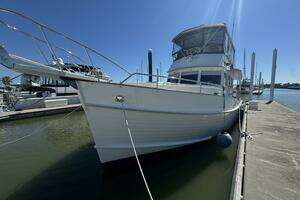 1997 Grand Banks 46 Europa thumbnail 6