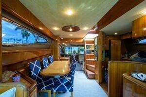 2000 Ferretti Yachts 72 Motoryacht thumbnail 5