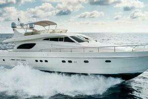 2000 Ferretti Yachts 72 Motoryacht thumbnail 1