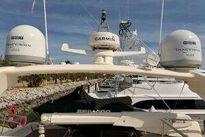 2000 Ferretti Yachts 72 Motoryacht thumbnail 10