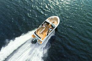 20ft Bayliner Yacht For Sale