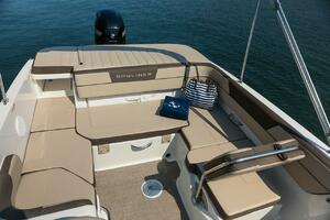 22ft Bayliner Yacht For Sale