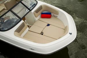 22ft Bayliner Yacht For Sale