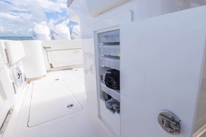 Big B 43ft BlackWater Yacht For Sale