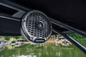 19ft Bayliner Yacht For Sale