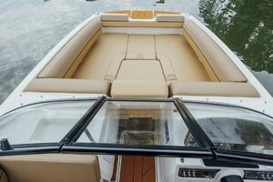 19ft Bayliner Yacht For Sale