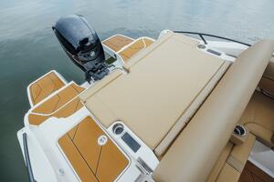 19ft Bayliner Yacht For Sale