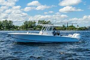  2022 Jupiter 32 Yacht For Sale in Palm Beach Gardens FL