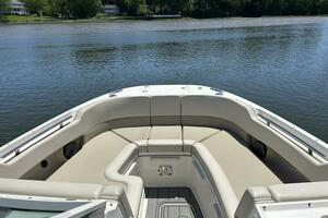 32ft Boston Whaler Yacht For Sale