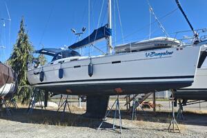 H2O Bungalow 39ft Beneteau Yacht For Sale