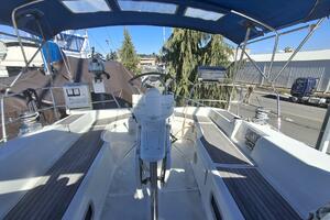 H2O Bungalow 39ft Beneteau Yacht For Sale