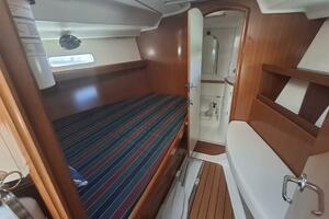 H2O Bungalow 39ft Beneteau Yacht For Sale