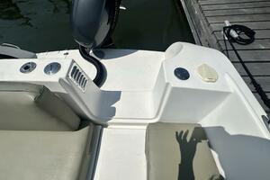 VISION 2 24ft Custom Yacht For Sale